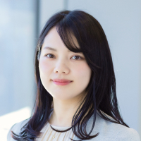 有路 由莉子 氏